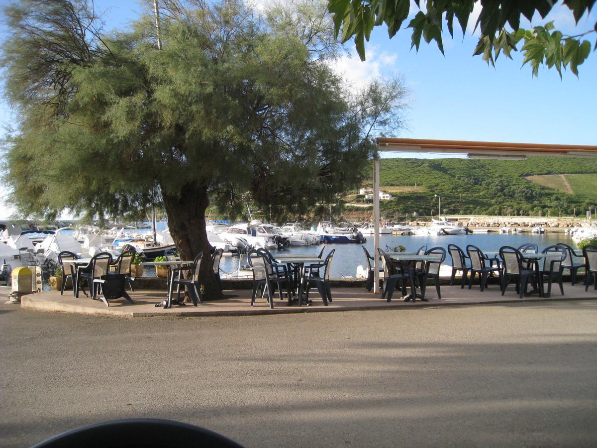 Hotel La Marine Luri Esterno foto